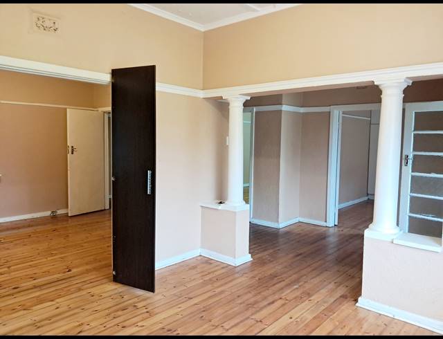 3 BEDROOM HOUSE RENTED IN LORRAINE